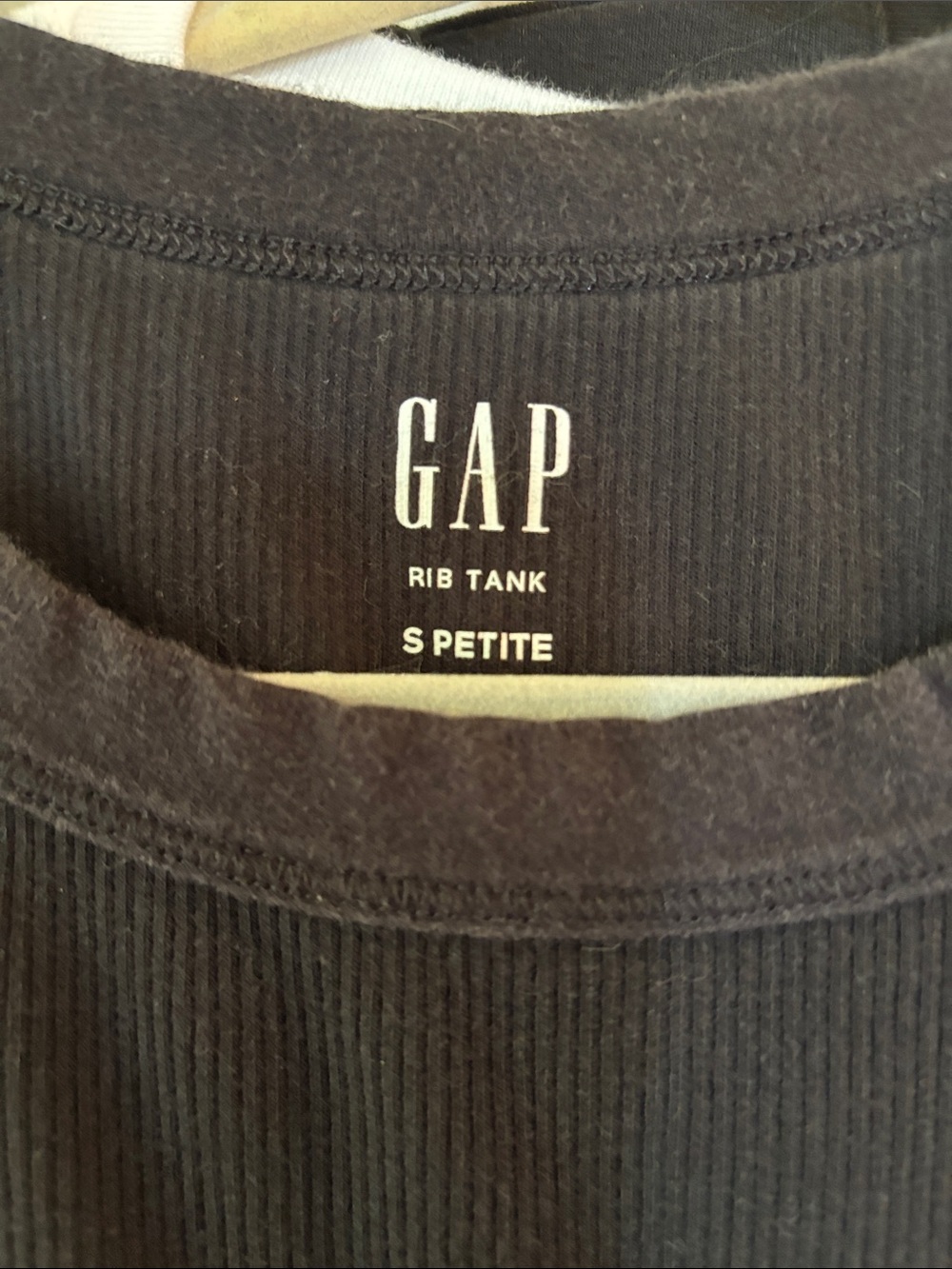 GAP Women's Top Assortment Size Small Lot of 6 - Picture 6 of 12